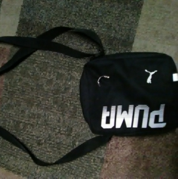 Brand new puma hip bag - Picture 1 of 2